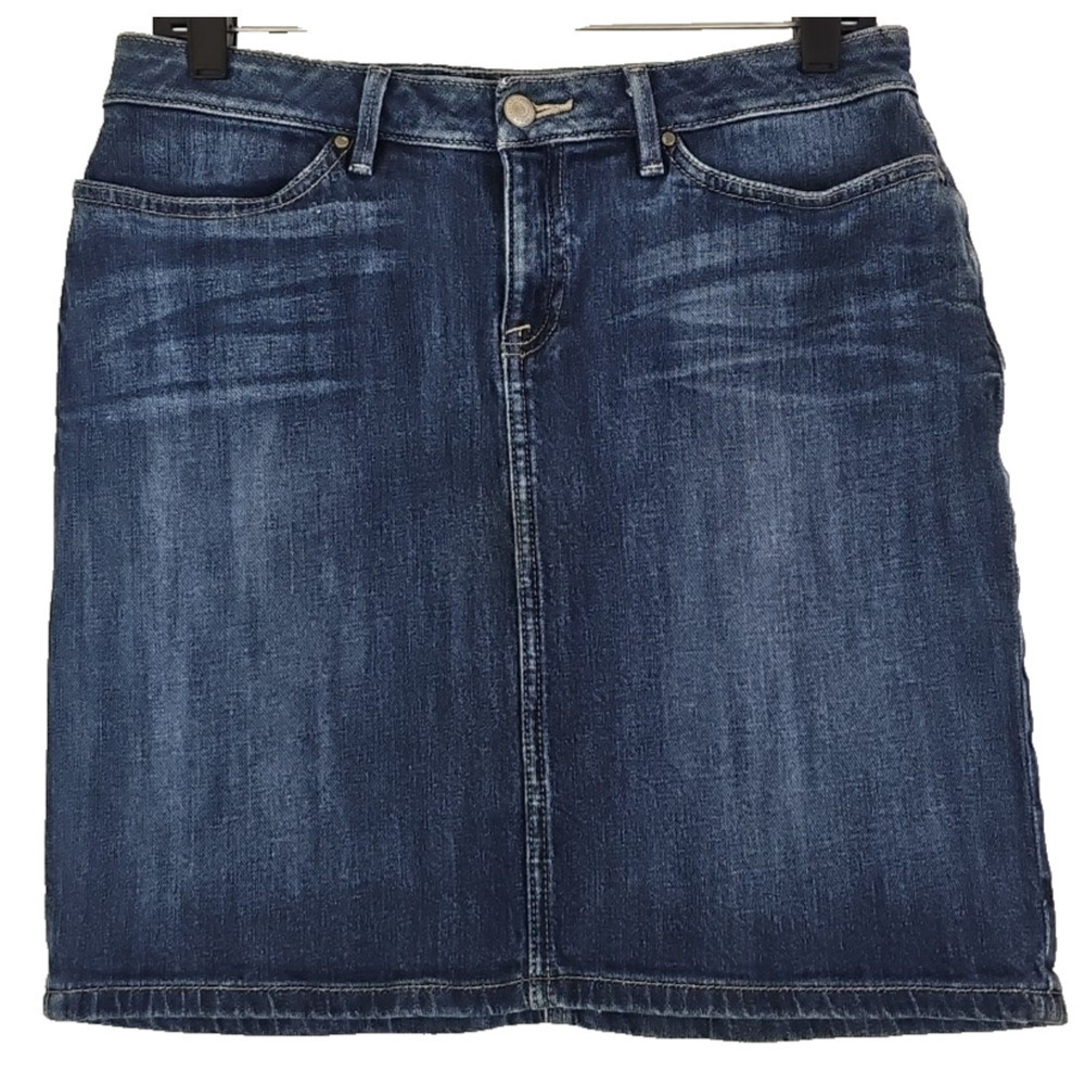 Banana Republic ~Woman Size 6~ Blue Denim A Line Pensil Skirt.